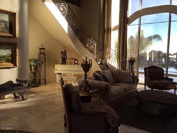 3rd image of 5515 W Arrowhead Lakes Dr