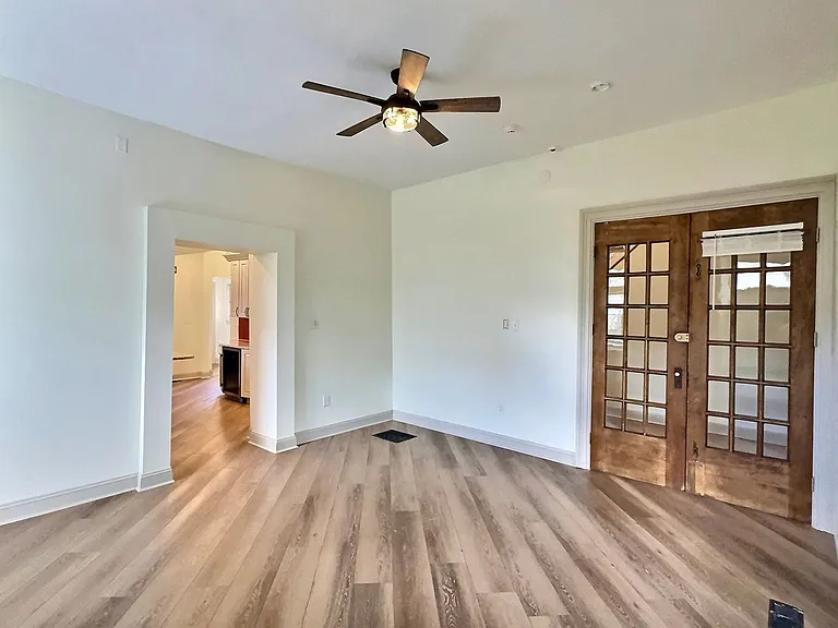 514 W Kirkwood Ave — Photo 8
