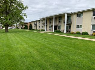 9123 Potter Rd APT 2D, Des Plaines, IL 60016