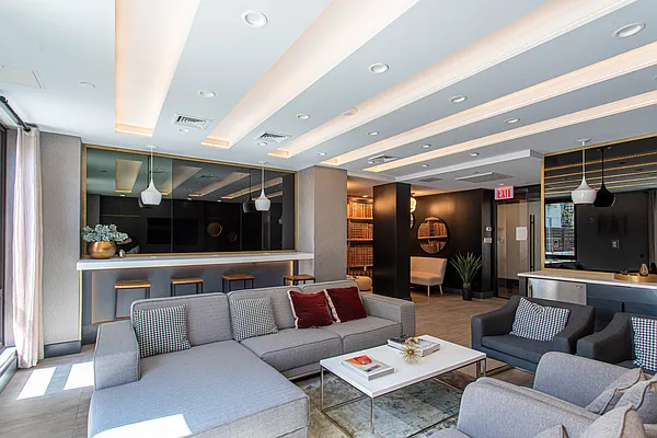 Rented by Bushburg | media 33