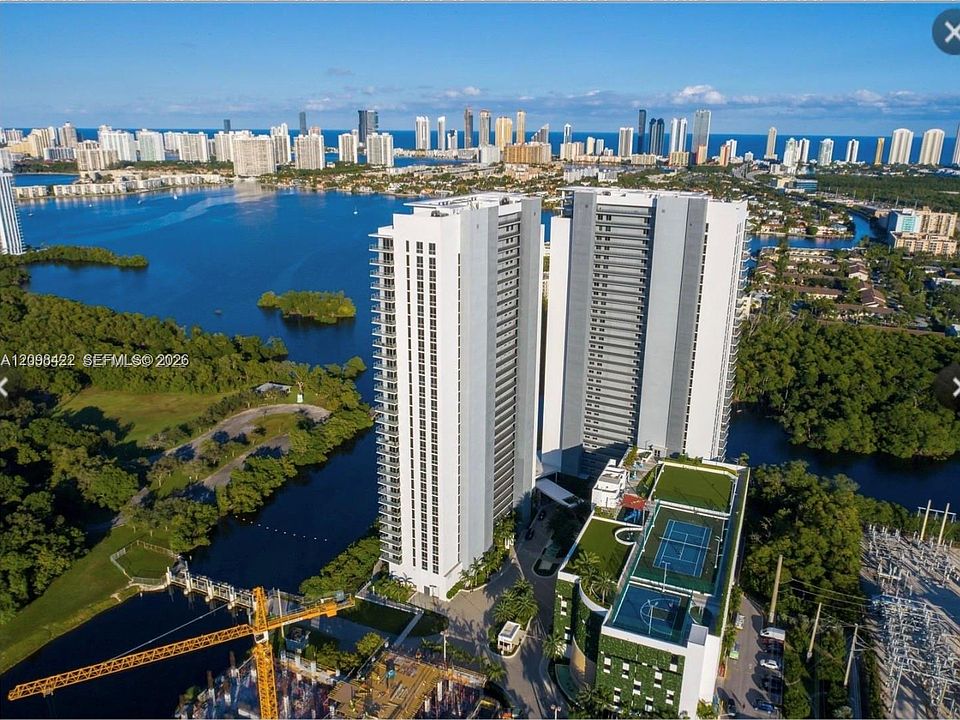 1st image of 16385 Biscayne Blvd Unit 1006