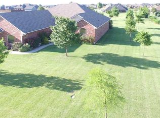 29 Old Post Ln, Enid, OK 73703