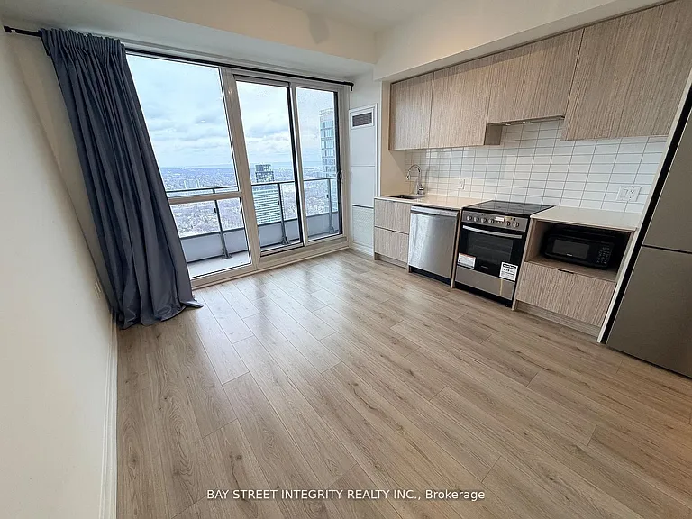 395 Bloor St E #4808 — Photo 4