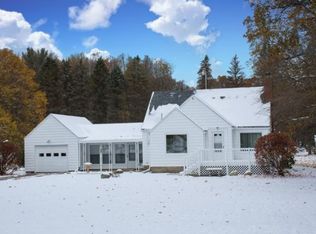 21127 Brick Rd, South Bend, IN 46628