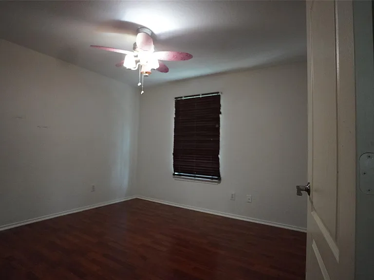5600 War Admiral Dr — Photo 25