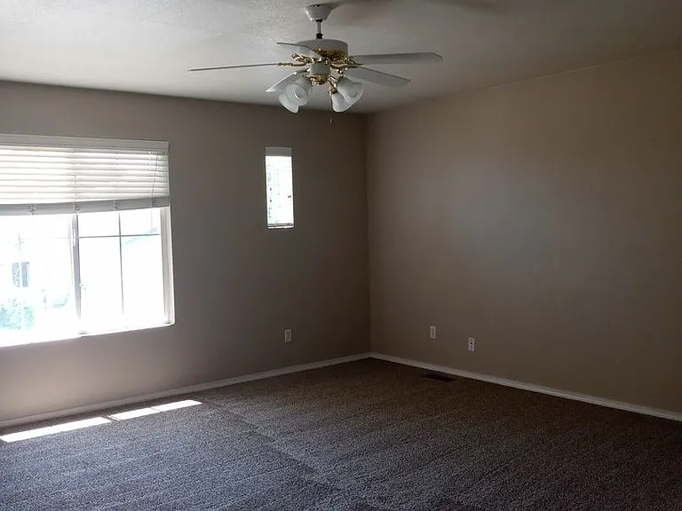 9900 Sunshine Mesa Dr NW — Photo 27