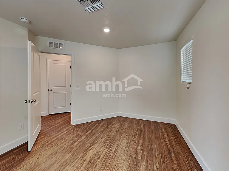 661 W Bosal Dr — Photo 14