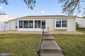 1st image of 823b Liverpool Circle