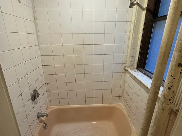 9 Myrtle St #3 — Photo 8