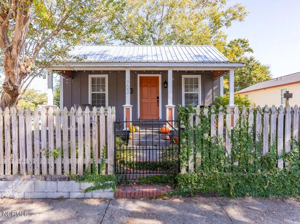 703 S 8th Street, Wilmington, NC 28401