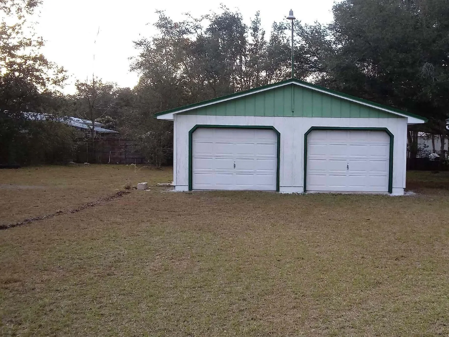 3 bed, 2.0 bath, 1824 sqft, $1,500 — Photo 2