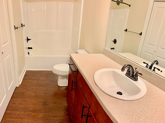 3rd image of 402 Treyson Ln #402