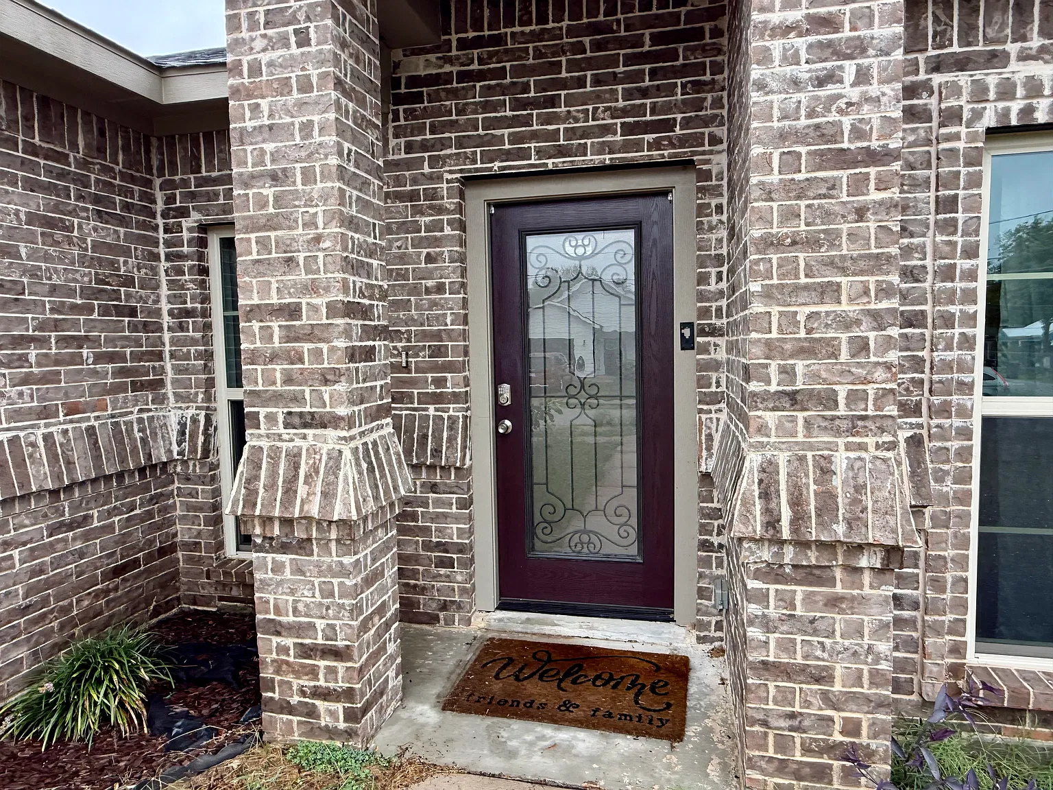 3 bed, 1482 sqft, $1,850 — Photo 3