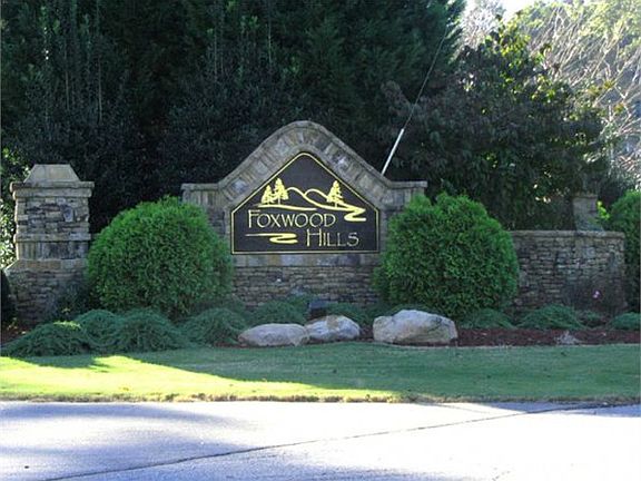 5th image of 404 Kenwood Dr
