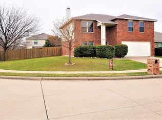 9001 Fremont Trl, Fort Worth, TX 76244