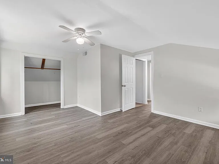 303 Nimitz Ave — Photo 16