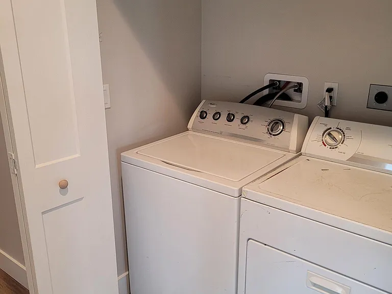 8563 Atascadero Ave — Photo 15