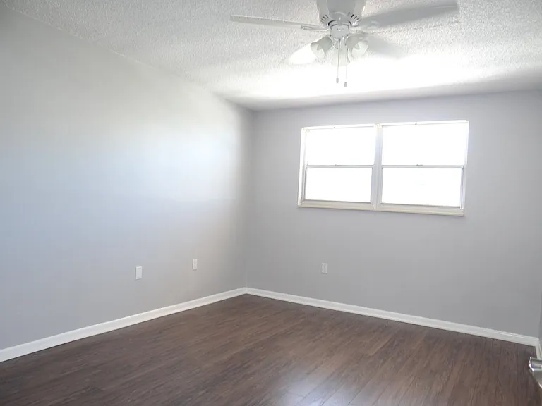 6025 Shore Blvd S #604 — Photo 10