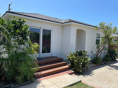 419 Nautilus St Photo 1