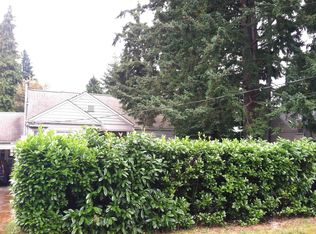 10738 17th Ave NE, Seattle, WA 98125
