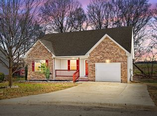 2469 Rafiki Dr, Clarksville, TN 37042