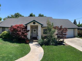 540 Gearey Ave, Exeter, CA 93221