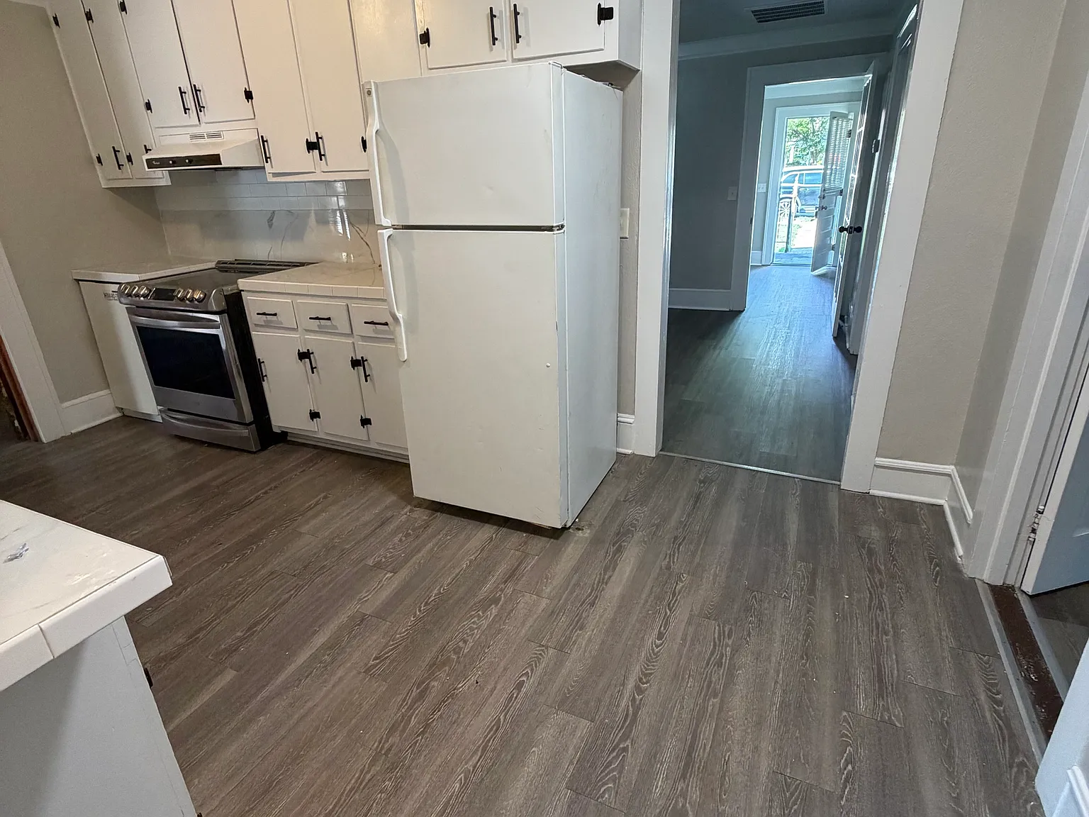3 bed, 1377 sqft, $1,475 — Photo 4