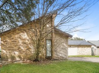6014 Maywood Forest Dr, Houston, TX 77088