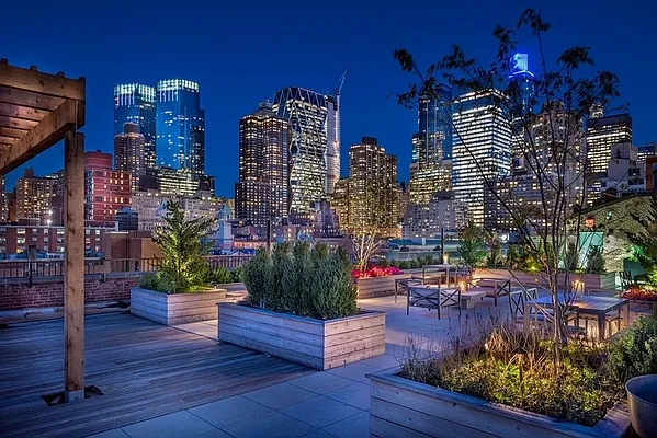 Sold by Brown Harris Stevens | media 21