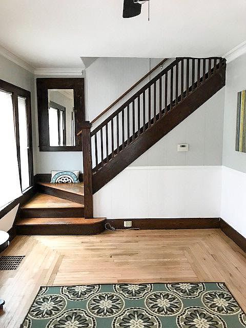 1st image of 140 E 15th St