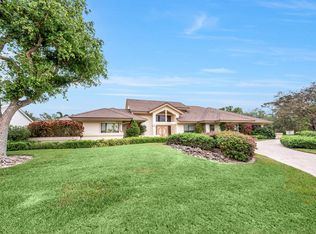717 Bobwhite Ln, Naples, FL 34108