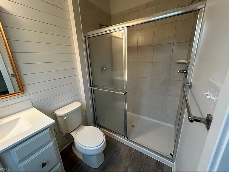 537 Westport St — Photo 7