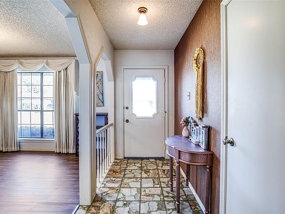 5th image of 4709 Greenshire Pl