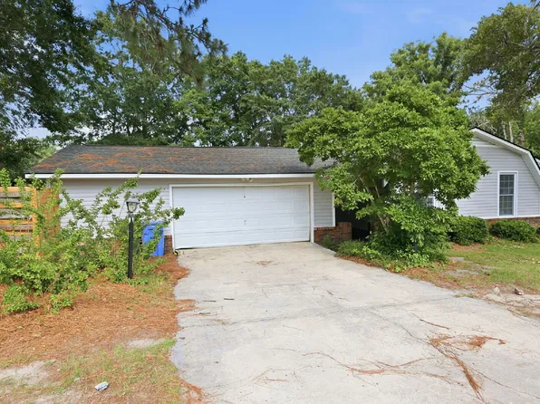 1902 Paisley Ave, Fayetteville, NC 28304