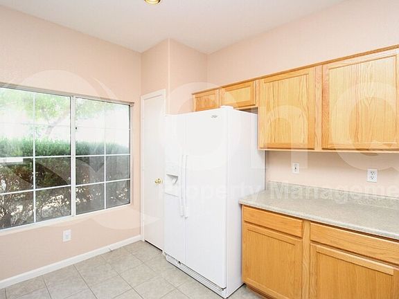 4th image of 16043 W Tara Ln