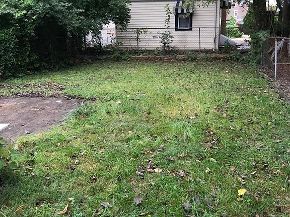 4th image of 4046 Colerain Ave