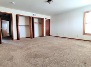 2740 N 48th Rd #1, Sandwich, IL 60548