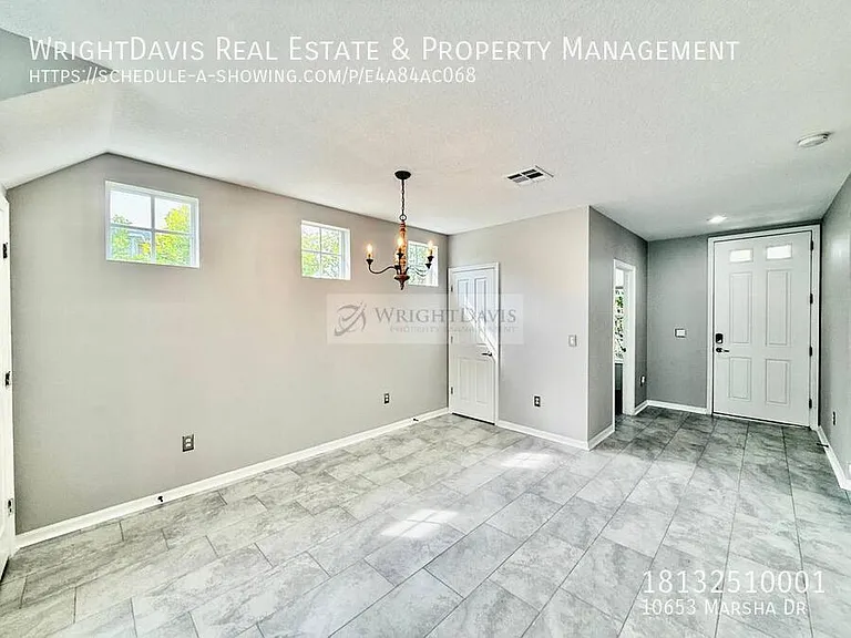 10653 Marsha Dr — Photo 9