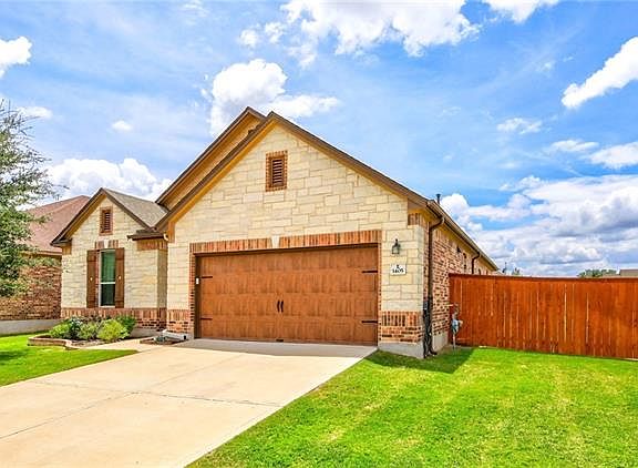 3rd image of 1405 Bovina Dr