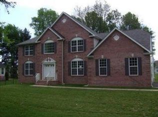 462 Grace Hill Rd, Monroe Township, NJ 08831