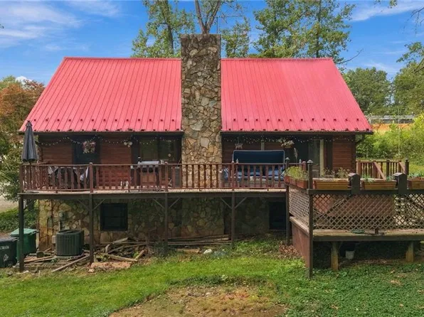 180 Webster Rd, Rural Hall, NC 27045