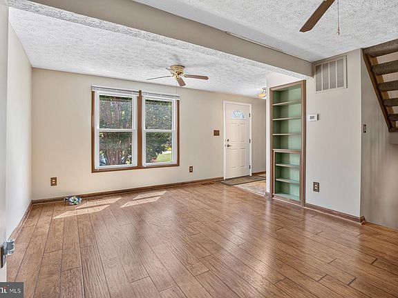 4th image of 7746 Kidwell Ct