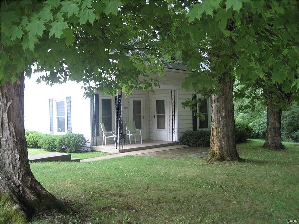 2nd image of 3290 Lytle Rd