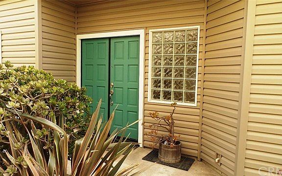 Main entrance, beautiful glass block.