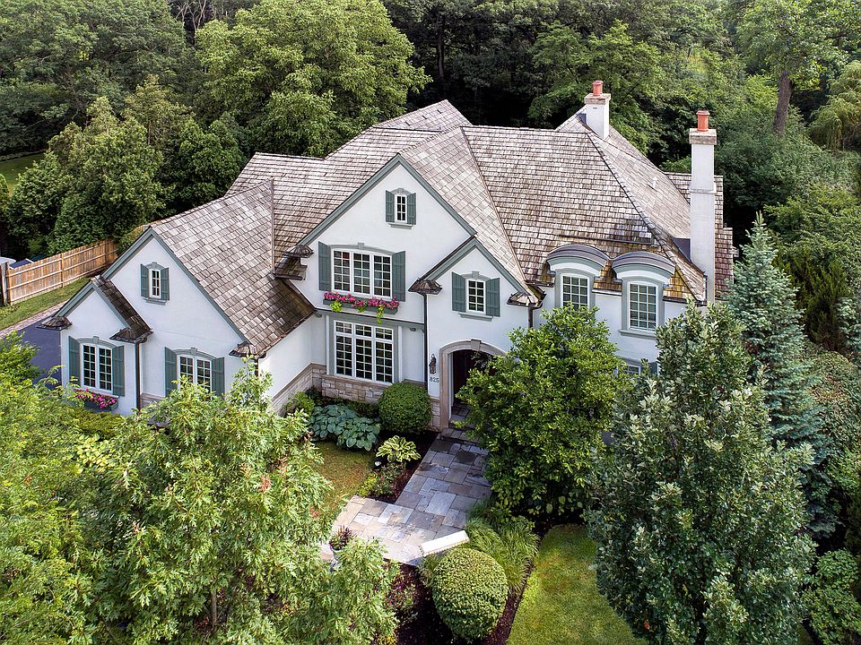 1st image of 825 Redwood Ln