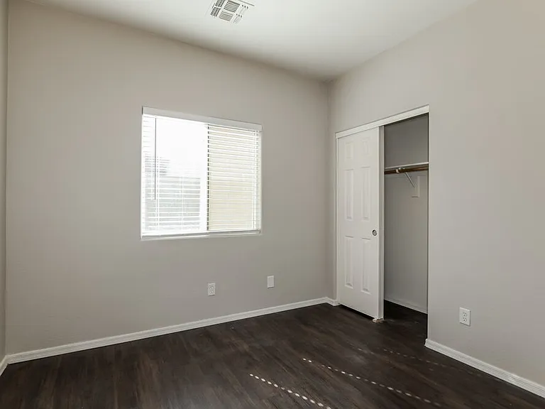 11702 W Jackson St — Photo 12