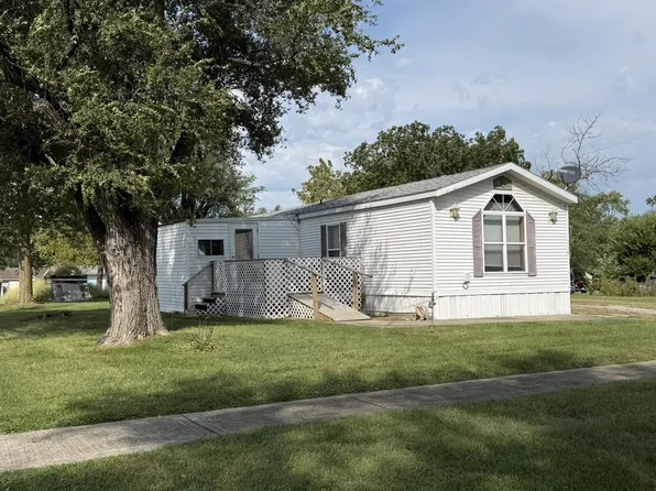 718 Missouri Ave, Chillicothe, MO 64601