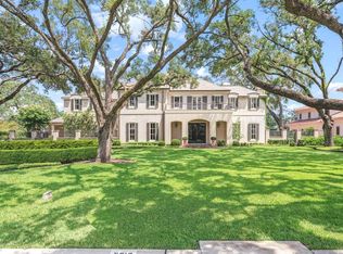 5516 Sturbridge Dr, Houston, TX 77056
