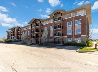 43 Goodwin Dr #301, Guelph, ON N1L 0E8