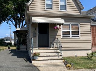 31 Miller Ave, Elmwood Park, NJ 07407